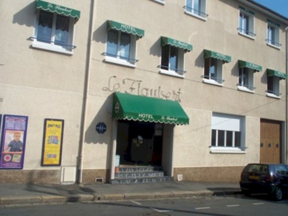 Hotel Le Flaubert Fougères Buitenkant foto